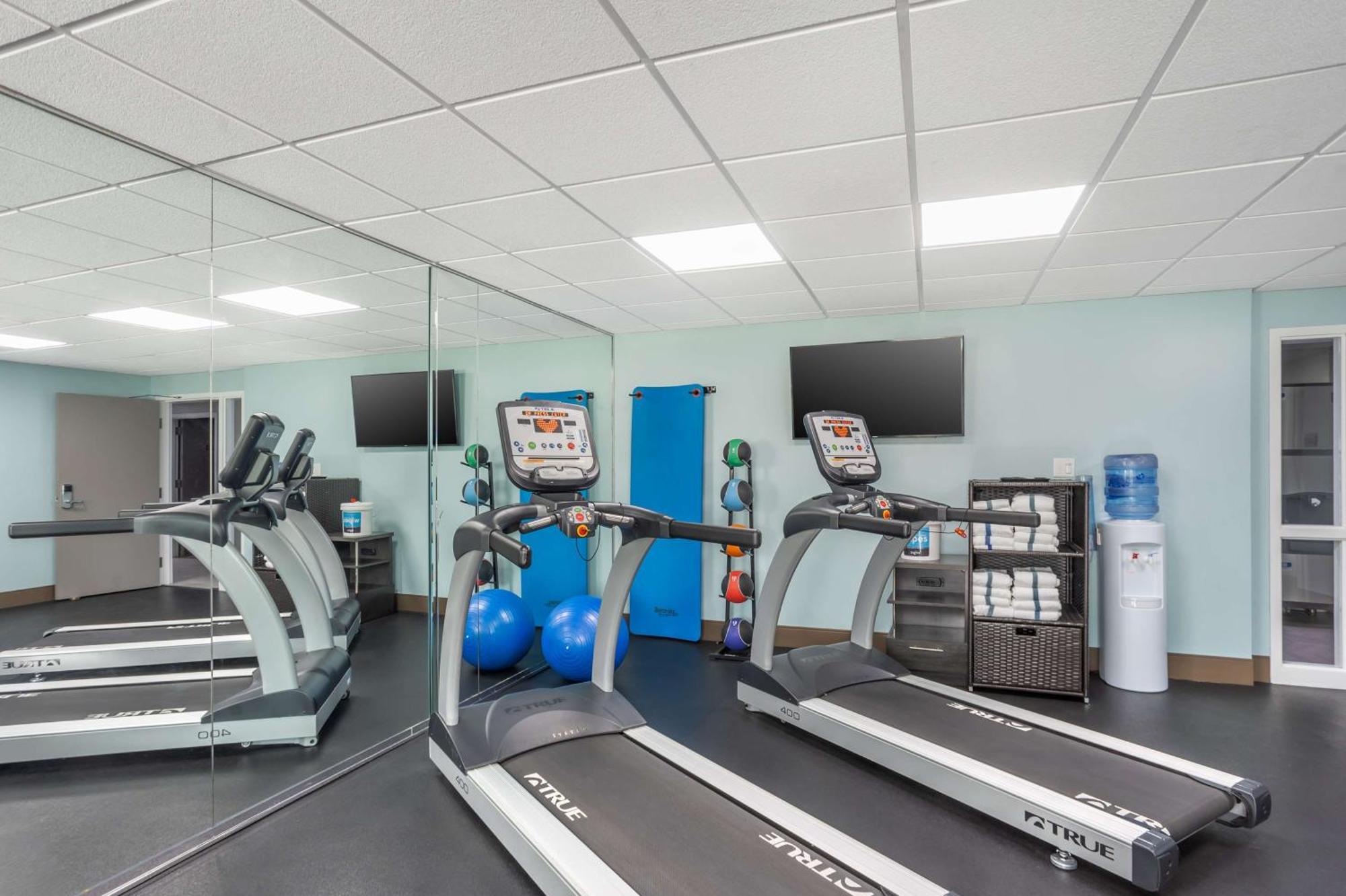 Best Western Plus Wilkes Barre-Scranton Airport Hotel Pittston Екстер'єр фото